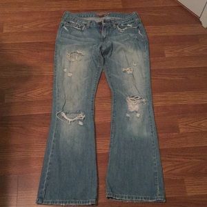 Abercrombie & Fitch distressed jeans